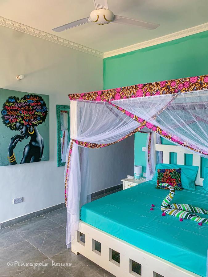 Pineapple House Bed & Breakfast Nungwi Exterior photo